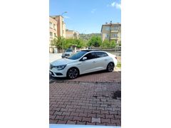 TERTEMİZ AİLE ARABASI ?? Sahibinden Renault Megane 1.5 dCi Icon 2019 Model  95.000 km Beyaz  ful servis bakımlıdır,