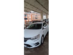 Sahibinden Renault Megane 1.3 TCe Joy Comfort 2022 Model  65.000 km Beyaz