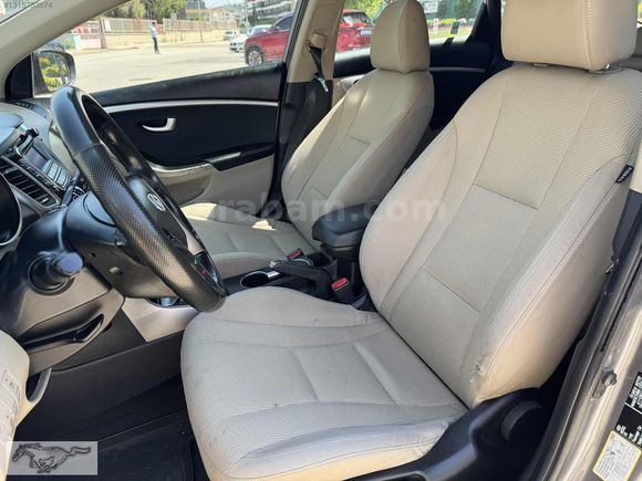 EGE AUTO// HYUNDAİ İ30 CRDI STYLE OTM