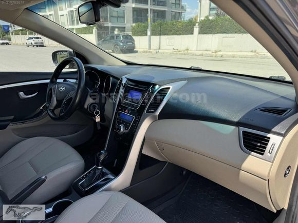 EGE AUTO// HYUNDAİ İ30 CRDI STYLE OTM