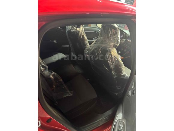 Sahibinden Renault Clio 1.0 TCe Evolution 2024 Model 