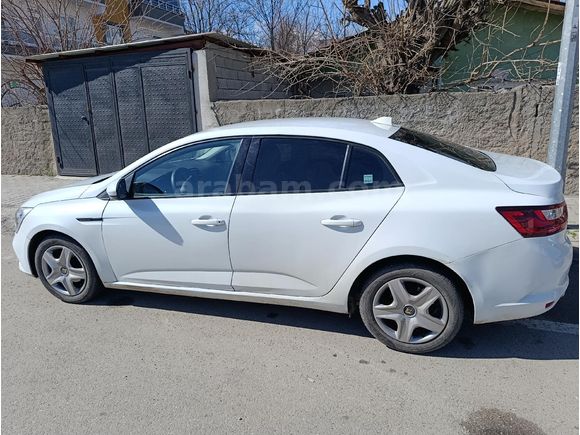 Sahibinden Renault Megane 1.6 Joy 2018 Model