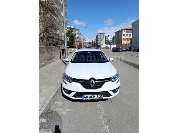 Sahibinden Renault Megane 1.6 Joy 2018 Model