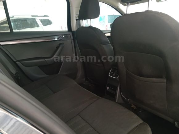 Öğretmenden Skoda Octavia 1.6 TDI Style 2018 Model