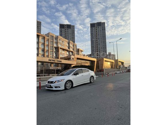 Sahibinden Honda Civic 1.6i VTEC Eco Elegance 2012 Model 