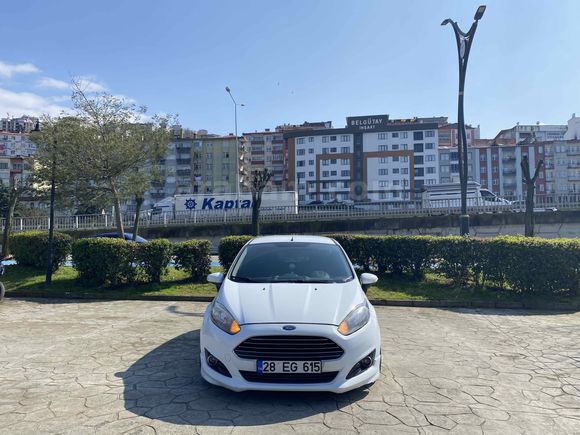 Sahibinden Ford Fiesta 1.5 TDCi Trend 2013 Model Giresun 190.422 km Beyaz