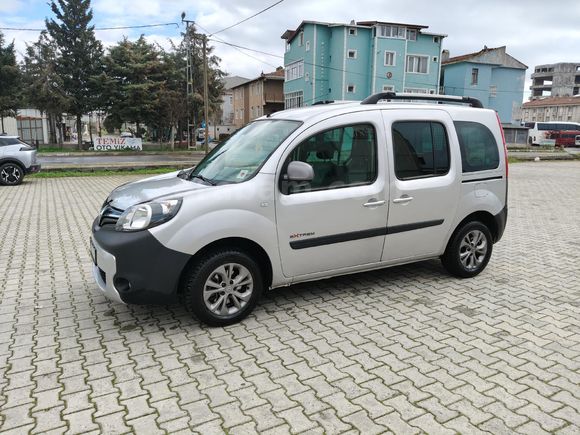 Sahibinden Renault Kangoo Multix 1.5 dCi Extreme 2017 Model