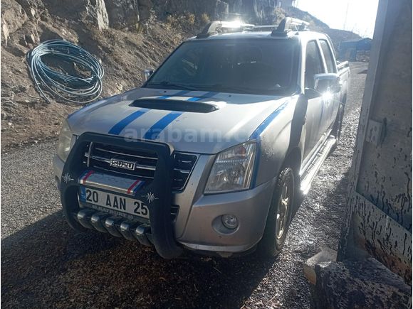Sahibinden Isuzu D-Max 2.5 4x2 2011 Model  232.000 km Gri
