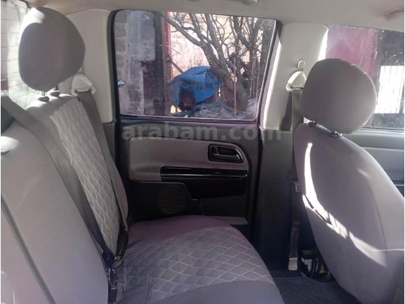 Sahibinden Isuzu D-Max 2.5 4x2 2011 Model  232.000 km Gri