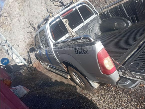 Sahibinden Isuzu D-Max 2.5 4x2 2011 Model  232.000 km Gri