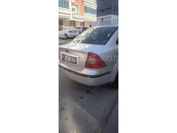 Sahibinden Ford Focus 1.6 Ambiente 2005 Model