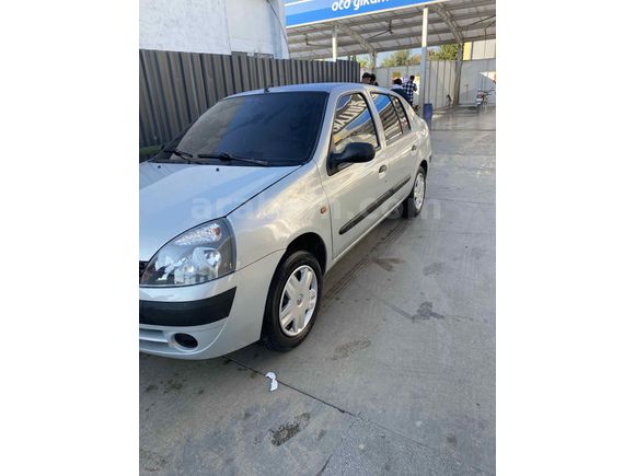 Sahibinden Renault Clio 1.4 Authentique 2004 Model  klimalı