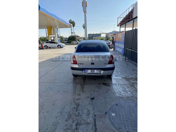 Sahibinden Renault Clio 1.4 Authentique 2004 Model  klimalı