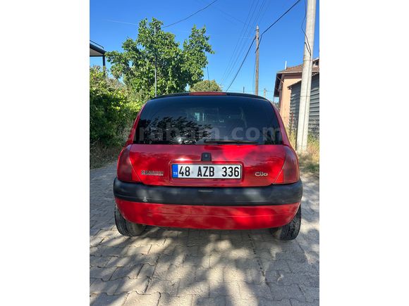 Sahibinden Renault Clio 1.4 RXT 2002 Model 