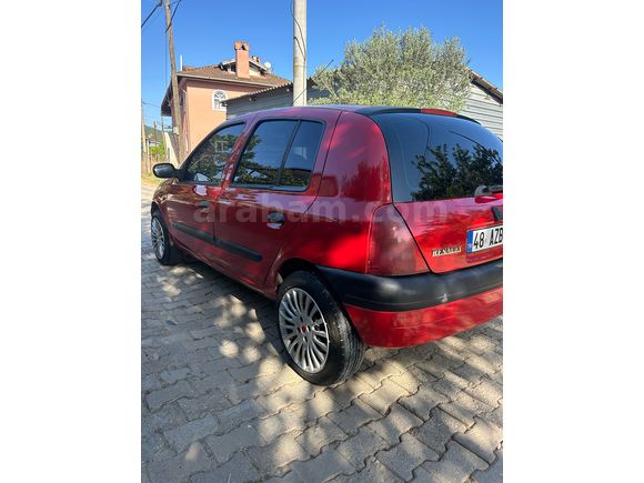 Sahibinden Renault Clio 1.4 RXT 2002 Model 