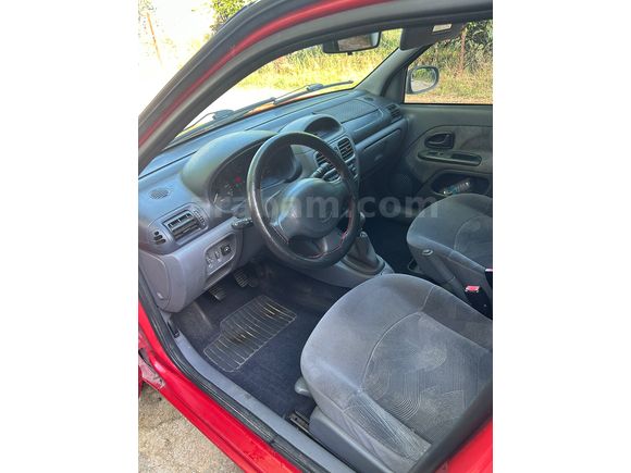 Sahibinden Renault Clio 1.4 RXT 2002 Model 