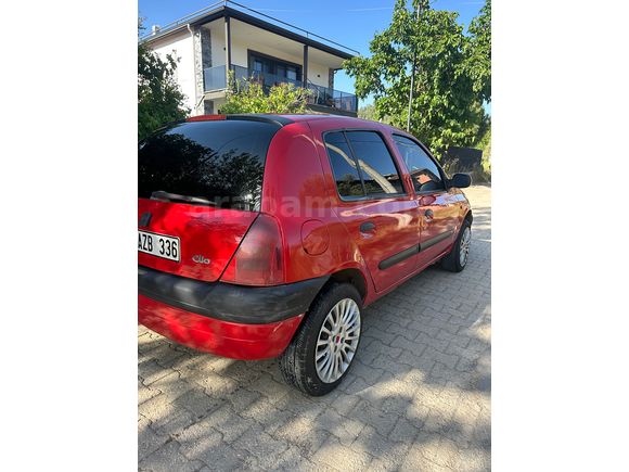 Sahibinden Renault Clio 1.4 RXT 2002 Model 