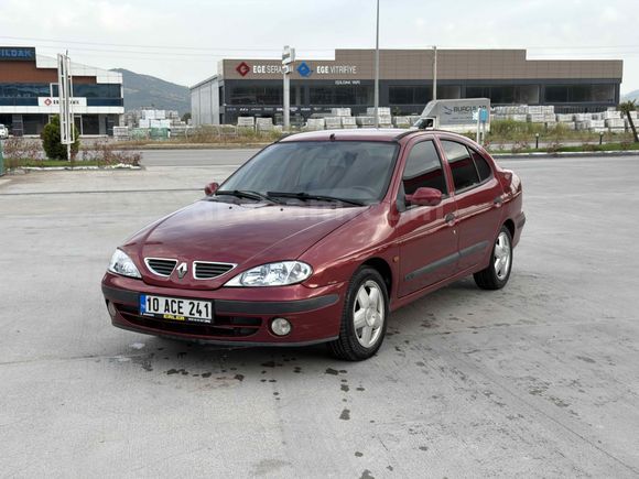 Sahibinden Renault Megane 1.6 RXT 2000 Model 