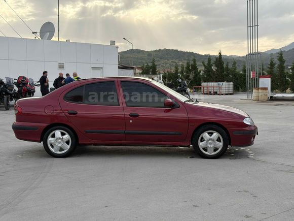 Sahibinden Renault Megane 1.6 RXT 2000 Model 