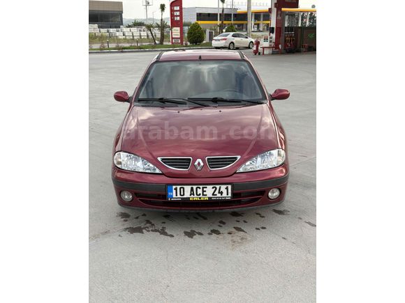 Sahibinden Renault Megane 1.6 RXT 2000 Model 