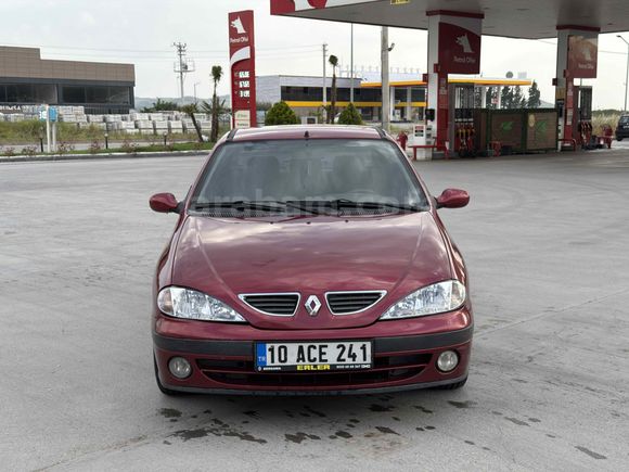Sahibinden Renault Megane 1.6 RXT 2000 Model 