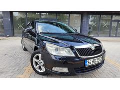 SAHİBİNDEN TEMİZ OTOMATİK OCTAVİA