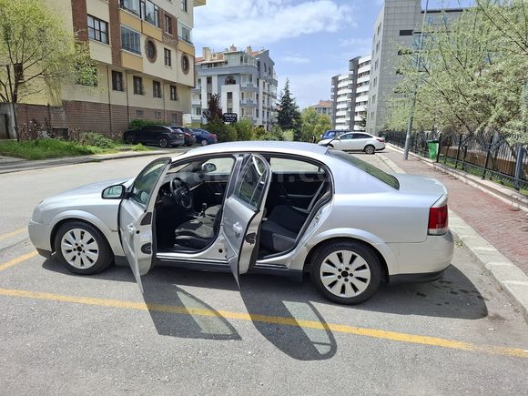 İLK SAHİBİNDEN 2004 OPEL VECTRA 1.6 ELEGANCE