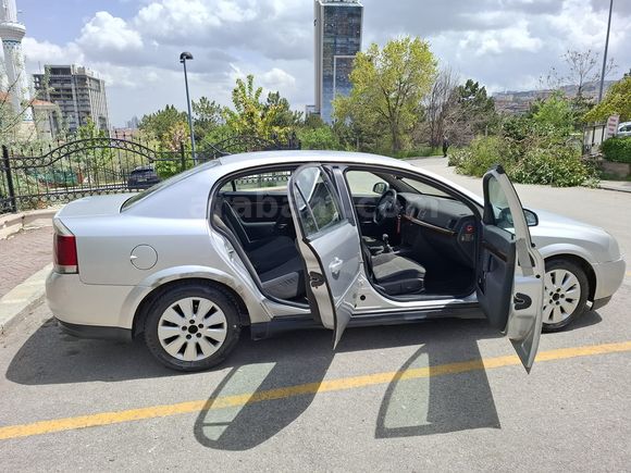 İLK SAHİBİNDEN 2004 OPEL VECTRA 1.6 ELEGANCE