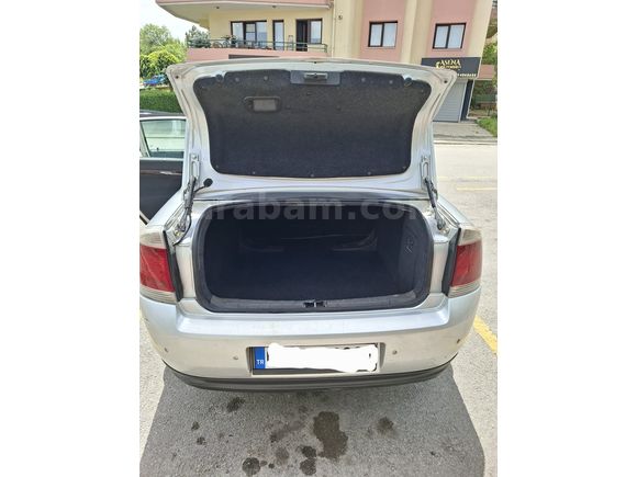 İLK SAHİBİNDEN 2004 OPEL VECTRA 1.6 ELEGANCE