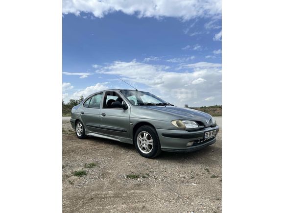 Sahibinden Renault Megane 1.6 RTA 1998 Model 