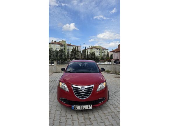 Sahibinden Lancia Ypsilon 1.3 Mjet 2013 Model