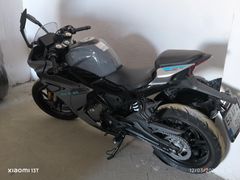 Yanlızca 0.15 km deSahibinden CFmoto 250SR Sivas