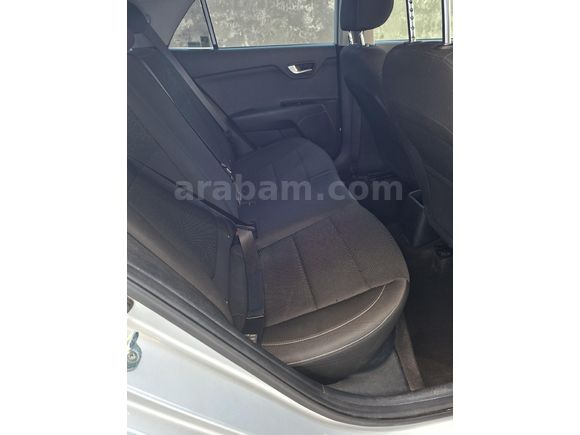 Sahibinden Kia Rio 1.4 CVVT Cool 2022 Model