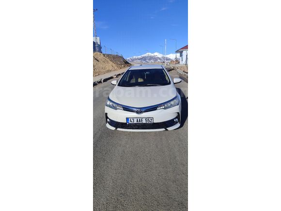 Sahibinden Toyota Corolla 1.4 D-4D Advance 2018 Model