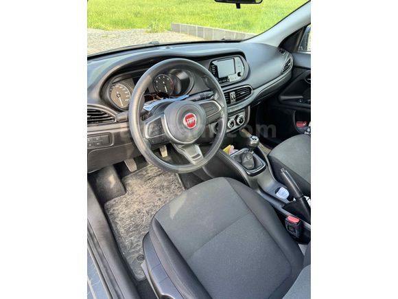 Sahibinden Fiat Egea 1.4 Fire Easy 2023 Model 