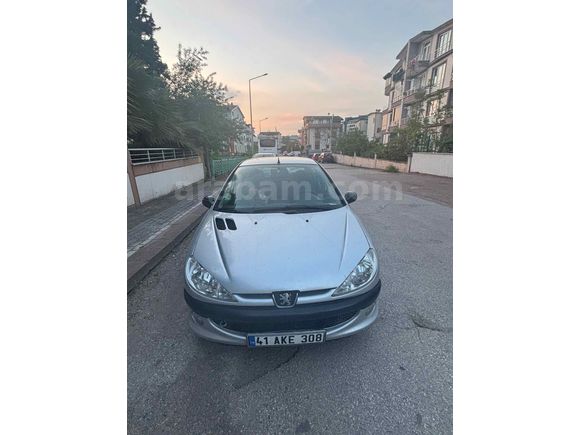 Sahibinden Peugeot 206 1.4 Comfort 2007 Model 