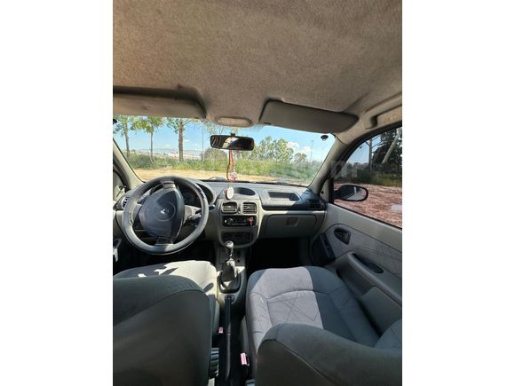 Sahibinden Renault Clio 1.4 Authentique 2004 Model