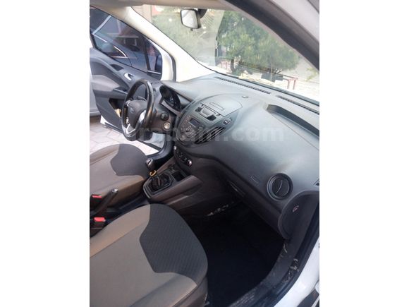 Sahibinden Ford Tourneo Courier 1.5 TDCi Delux 2018 Model