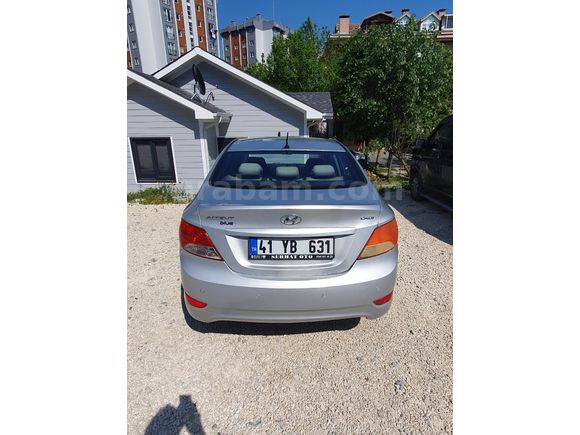 Sahibinden Hyundai Accent Blue 1.6 CRDI Mode Plus 2015 Model