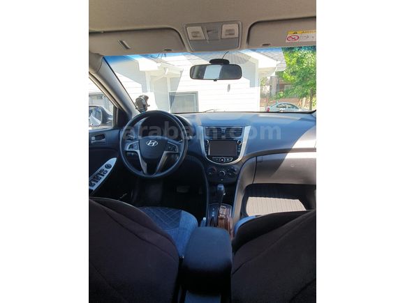 Sahibinden Hyundai Accent Blue 1.6 CRDI Mode Plus 2015 Model