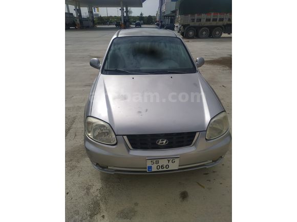 MEMURDAN SATILIK OTOMATİK VİTES HYUNDAİ ACCENT