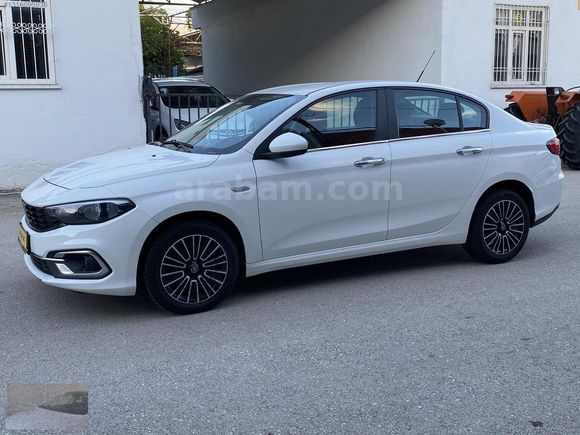 ÖZYILDIZ dan BOYASIZ 2022 model FİAT EGEA 1 .4 EASY PLUS