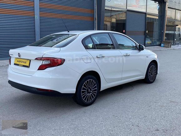 ÖZYILDIZ dan BOYASIZ 2022 model FİAT EGEA 1 .4 EASY PLUS