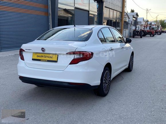 ÖZYILDIZ dan BOYASIZ 2022 model FİAT EGEA 1 .4 EASY PLUS