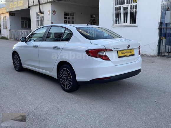 ÖZYILDIZ dan BOYASIZ 2022 model FİAT EGEA 1 .4 EASY PLUS