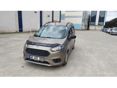 Sahibinden Ford Tourneo Courier 1.5 TDCi Trend 2021 Model