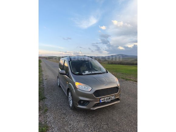 Sahibinden Ford Tourneo Courier 1.5 TDCi Titanium Plus 2018 Model