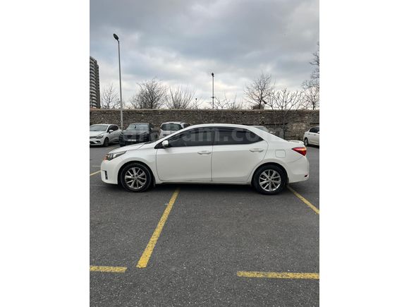 Sahibinden Toyota Corolla 1.4 D-4D Advance 2013 Model