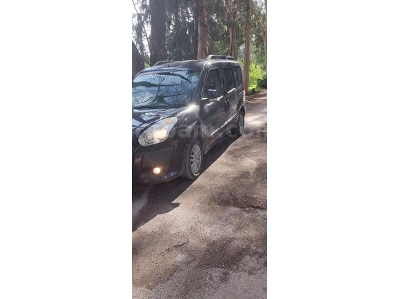 Sahibinden Fiat Doblo Combi 1.6 Multijet Elegance 2012 Model  250.000 km Siyah
