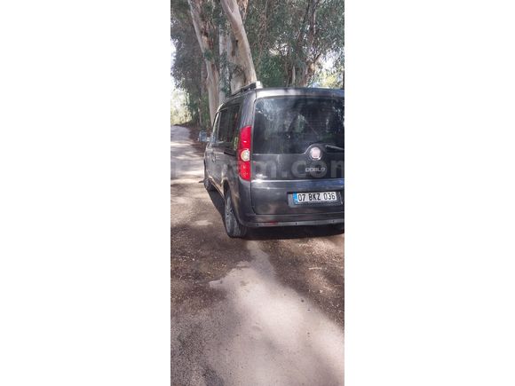 Sahibinden Fiat Doblo Combi 1.6 Multijet Elegance 2012 Model  250.000 km Siyah